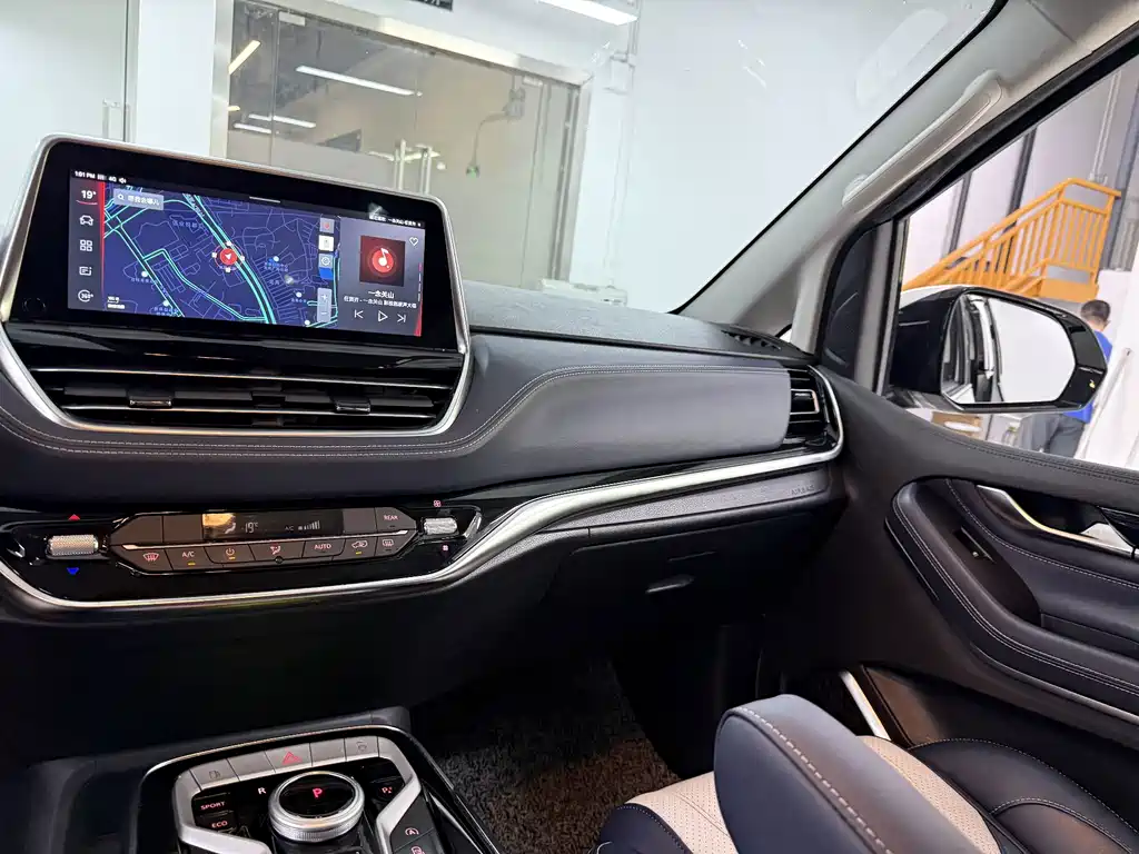 MAXUS G20 RV — миниатюра 20