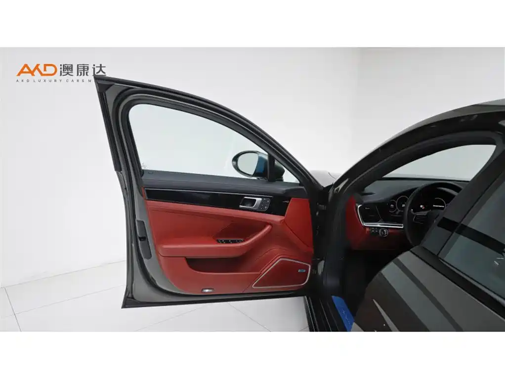 Porsche Panamera — миниатюра 10