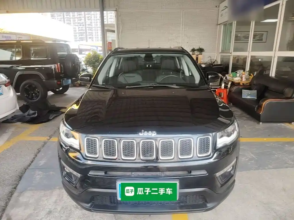 Jeep Compass — миниатюра 3