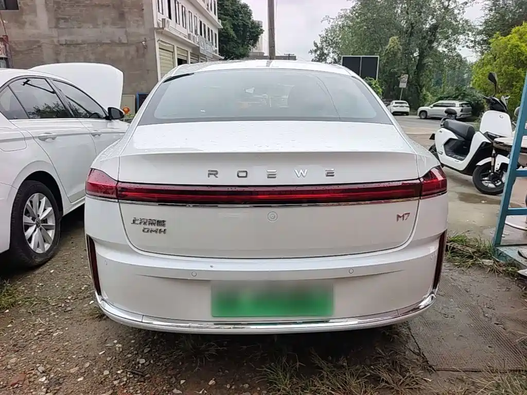 Roewe M7 DMH — миниатюра 4