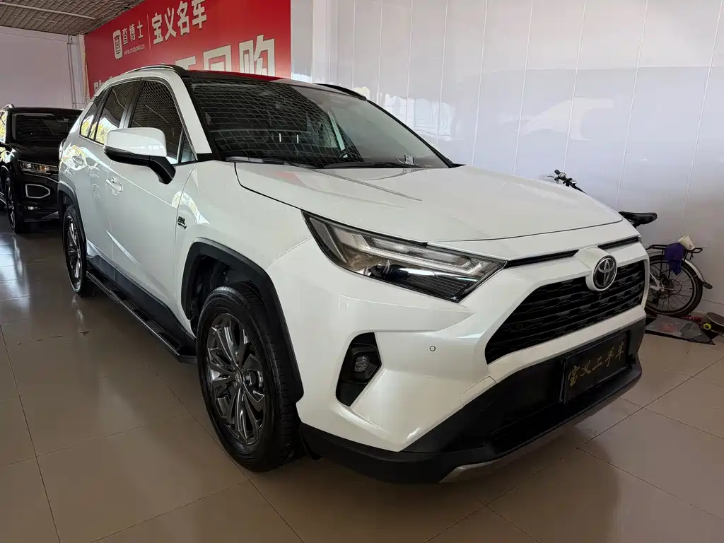 Toyota RAV4 — миниатюра 2