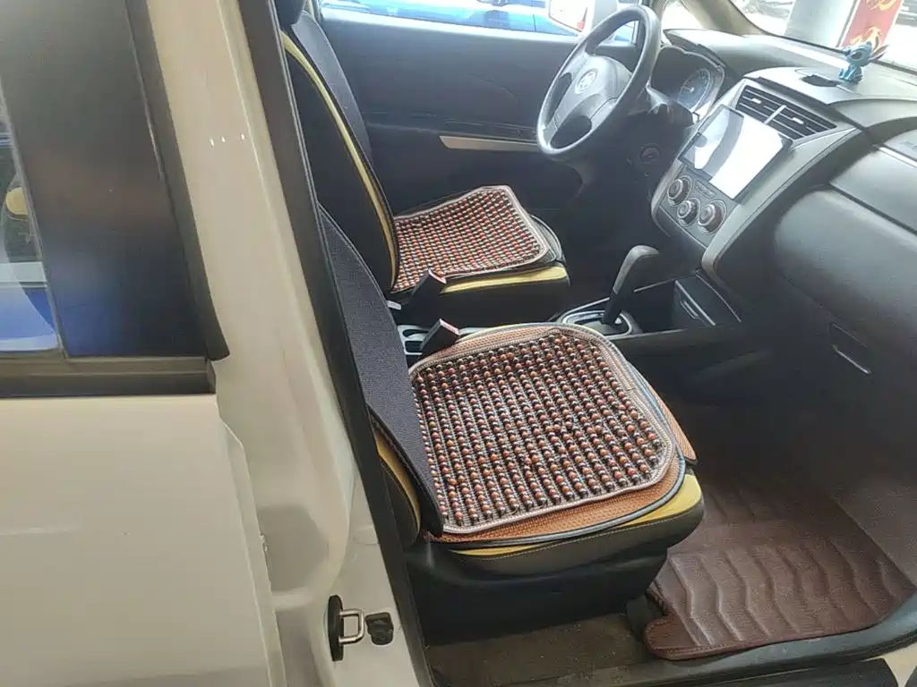 Venucia R50X — миниатюра 25