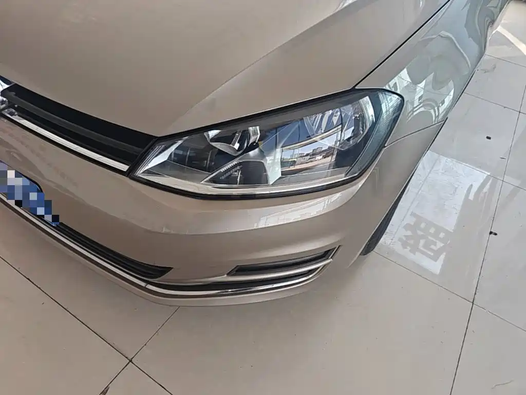 Volkswagen Golf — миниатюра 24