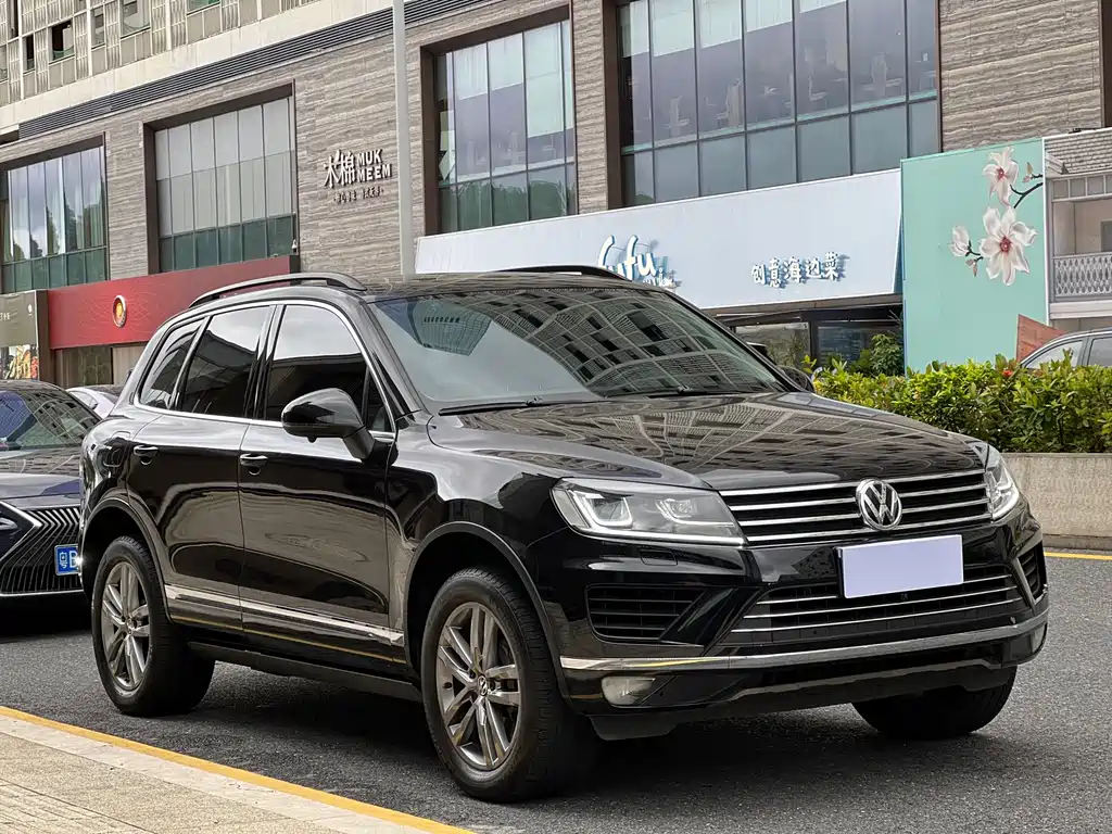 Volkswagen Touareg — миниатюра 2