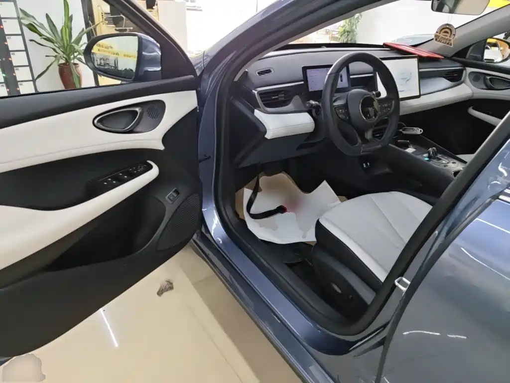 BYD Seal 05 DM-i — миниатюра 16