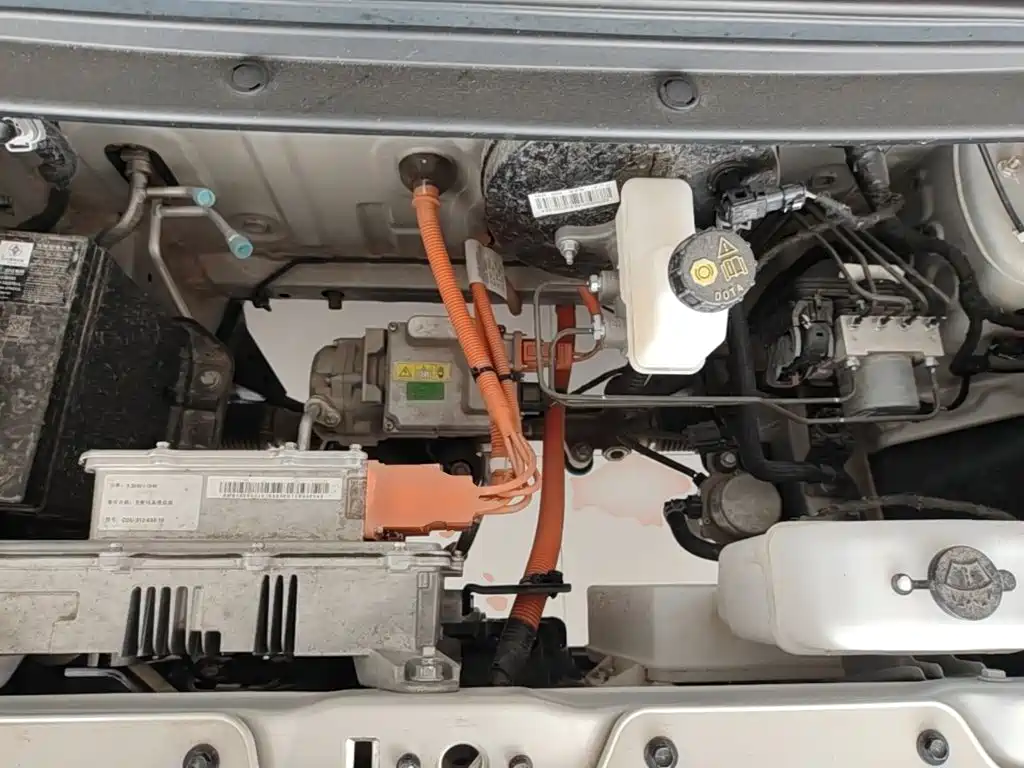 Wuling MINIEV — миниатюра 20