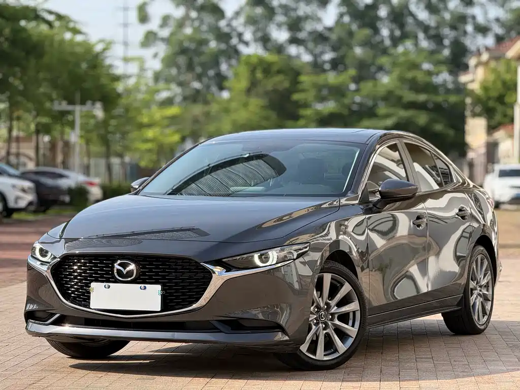 Mazda 3 Axela 2024