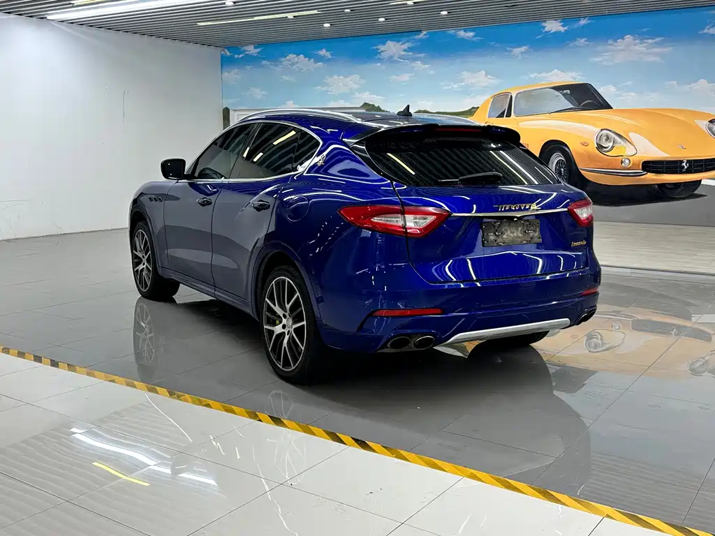 Maserati Levante — миниатюра 6