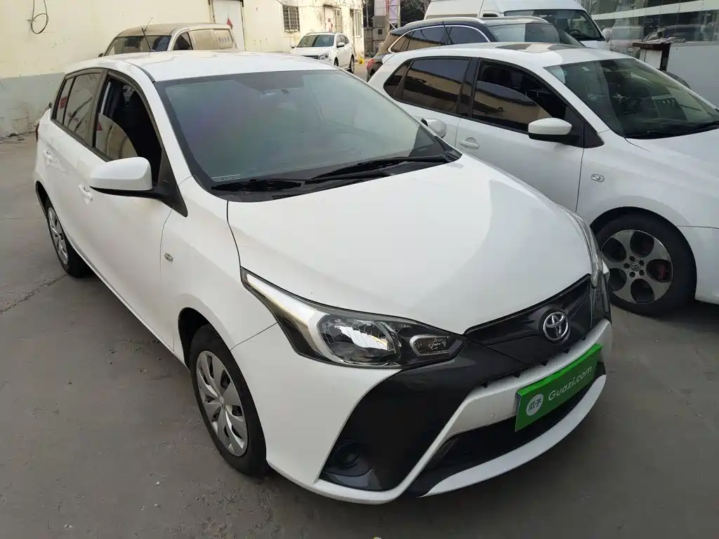 Toyota Yaris L — миниатюра 4