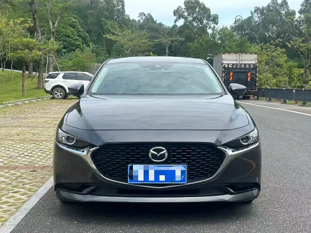 Mazda 3 Axela — миниатюра 2