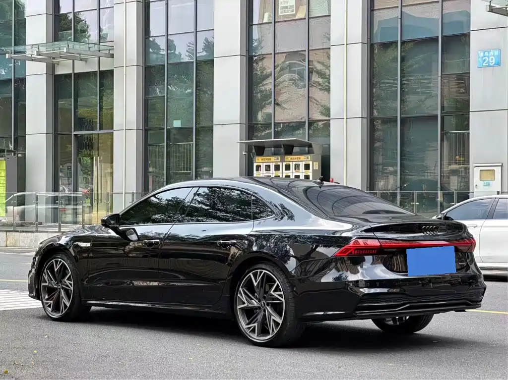 Audi A7L — миниатюра 2