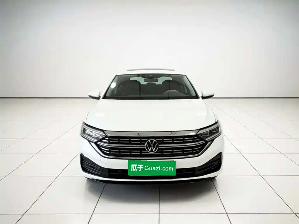 Volkswagen Sagitar — миниатюра 2