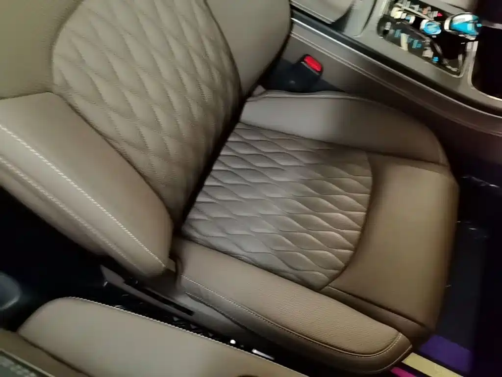 BYD Han — миниатюра 25