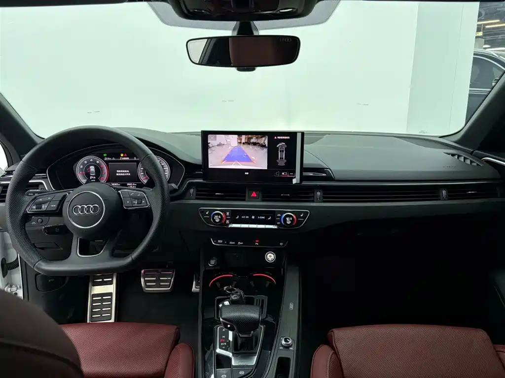 Audi A4L id 4622387 из Китая 14