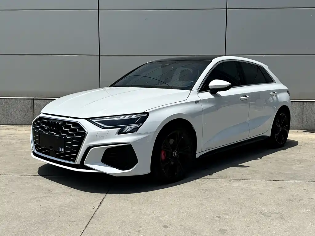 Купить Audi A3