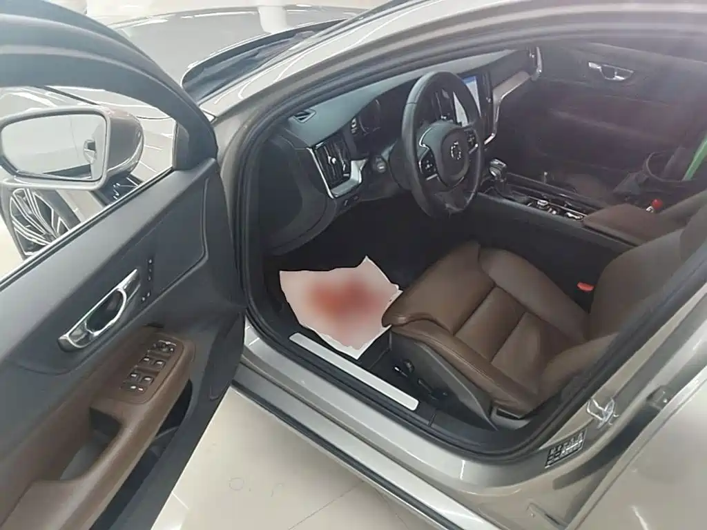 Volvo S60 — миниатюра 16