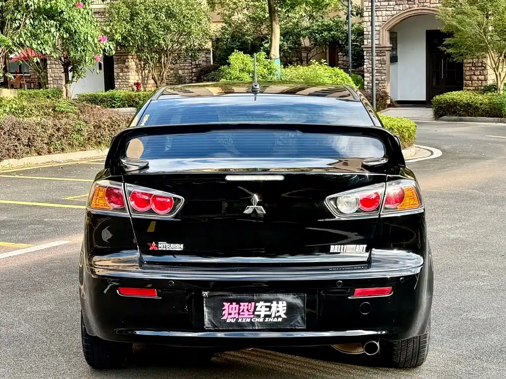 Mitsubishi Lancer EX — миниатюра 8