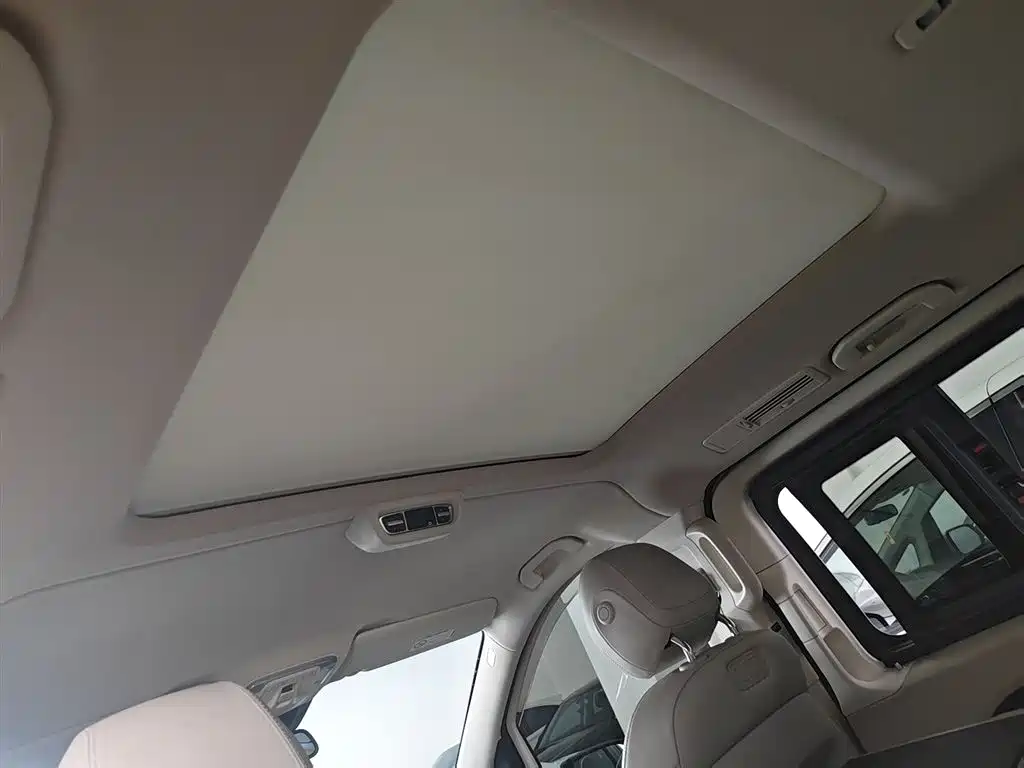 Mercedes-Benz V-Class V 2017 V 260 L Luxury Long Wheelbase