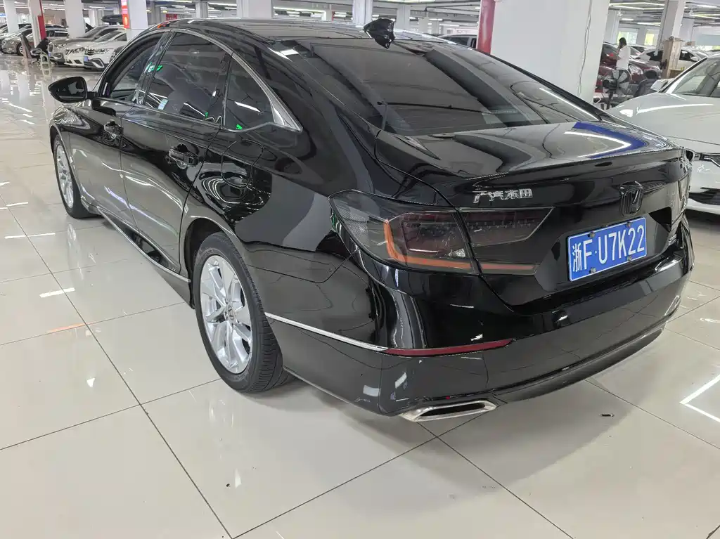 Honda Accord — миниатюра 10