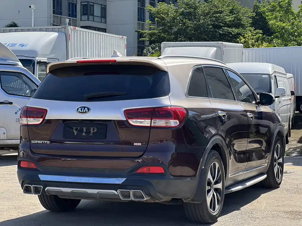 KIA SORENTO