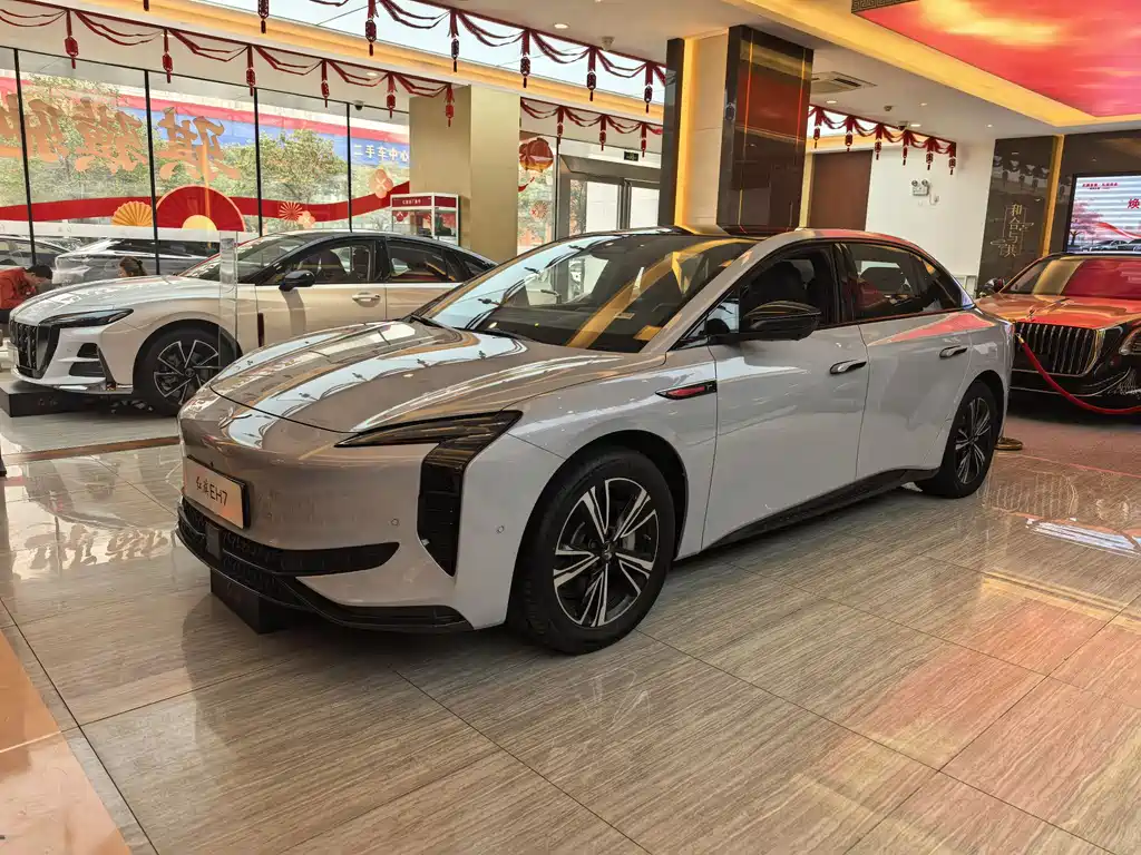 Hongqi HONGQI EH7