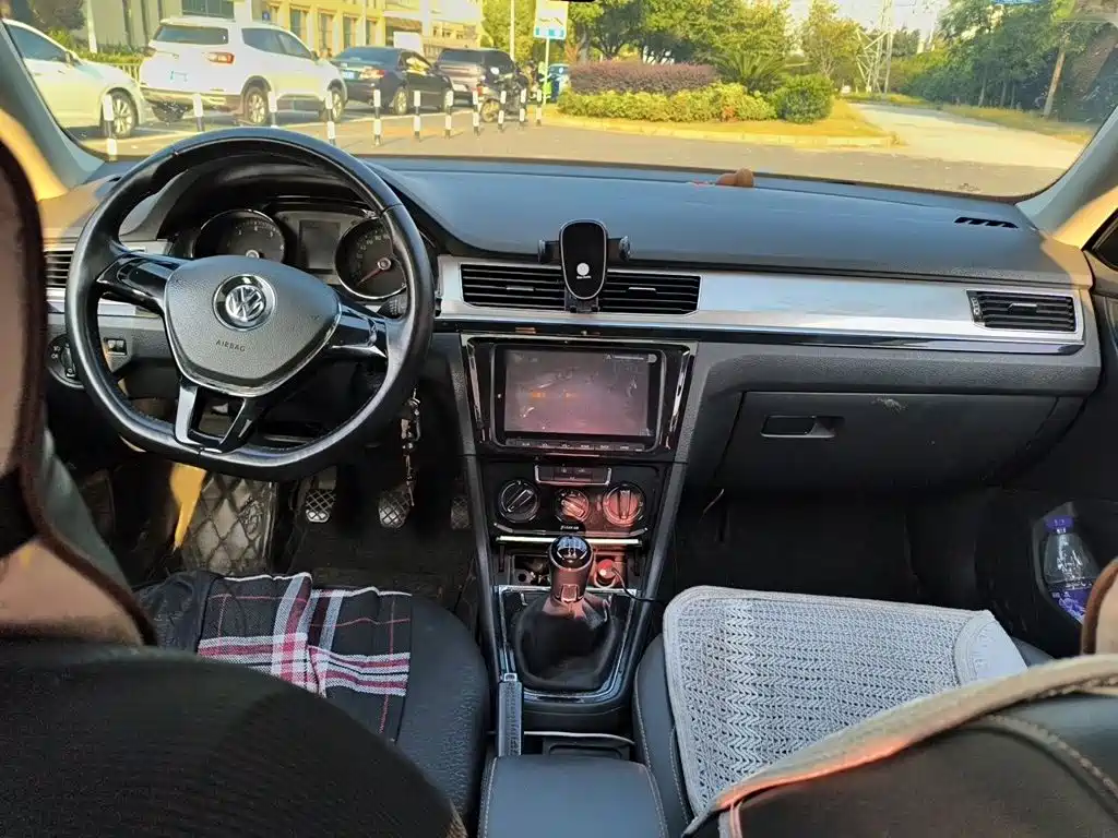 Volkswagen Bora — миниатюра 13