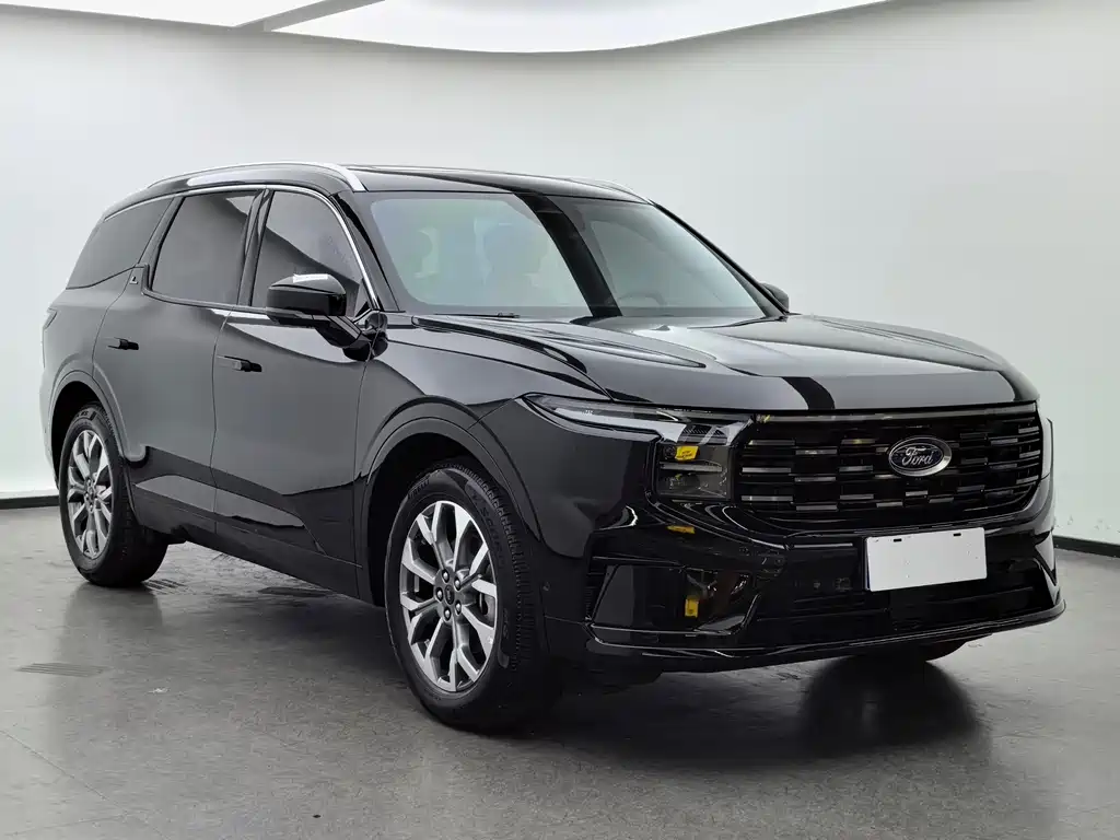 Ford Edge 2023 L 2.0T EcoBoost мест