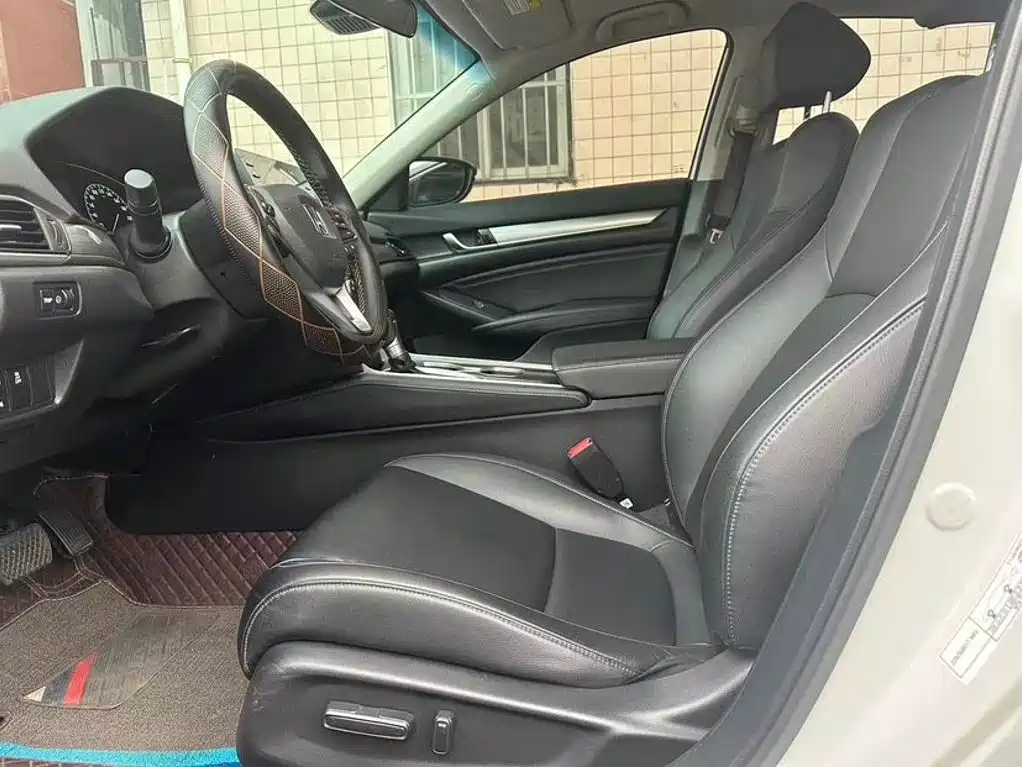 Honda Accord — миниатюра 7