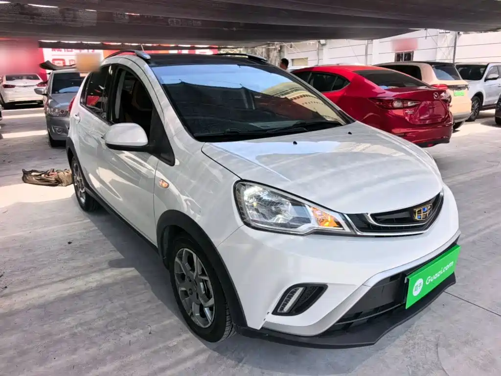 Geely Vision X1 — миниатюра 4