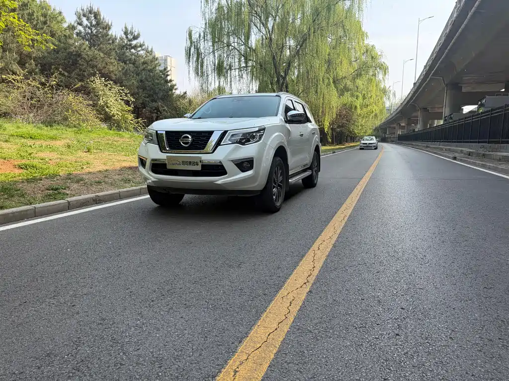 Nissan Terra 2019