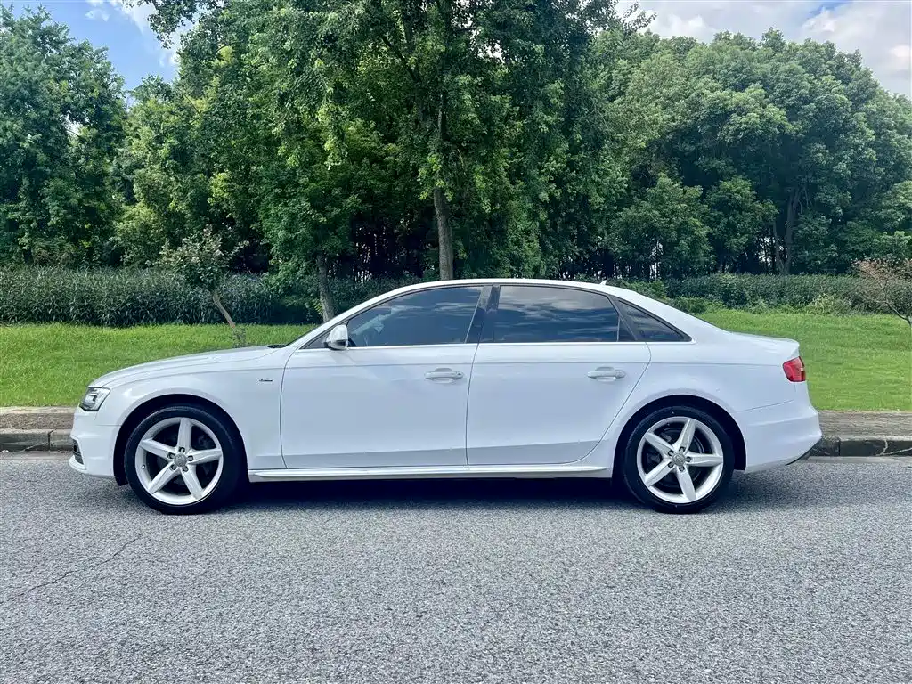 Audi A4L — миниатюра 7