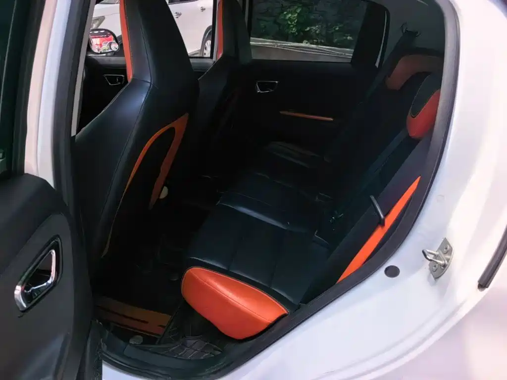 Geely Vision X1 — миниатюра 17