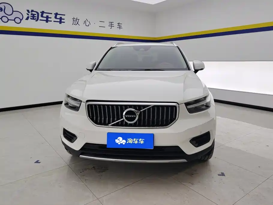 Volvo XC40 — миниатюра 2