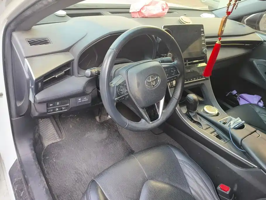 Toyota Avalon — миниатюра 12