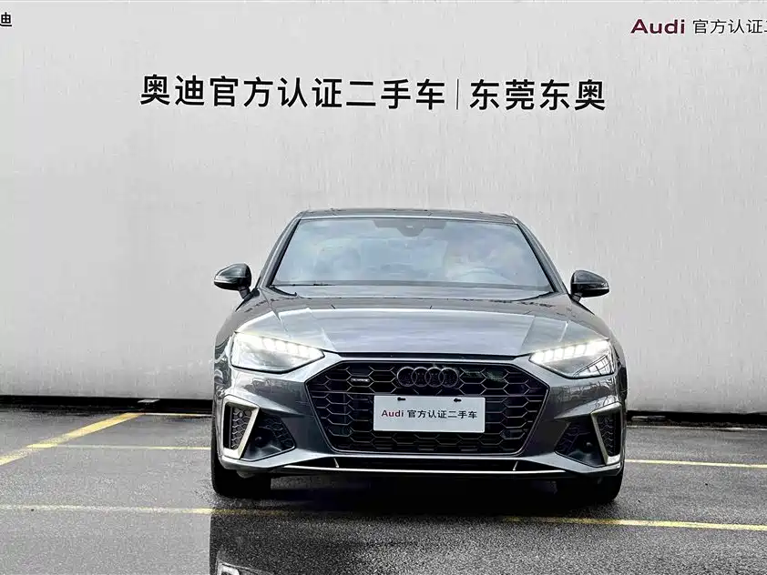Audi A4L 2024 40 TFSI quattro RS