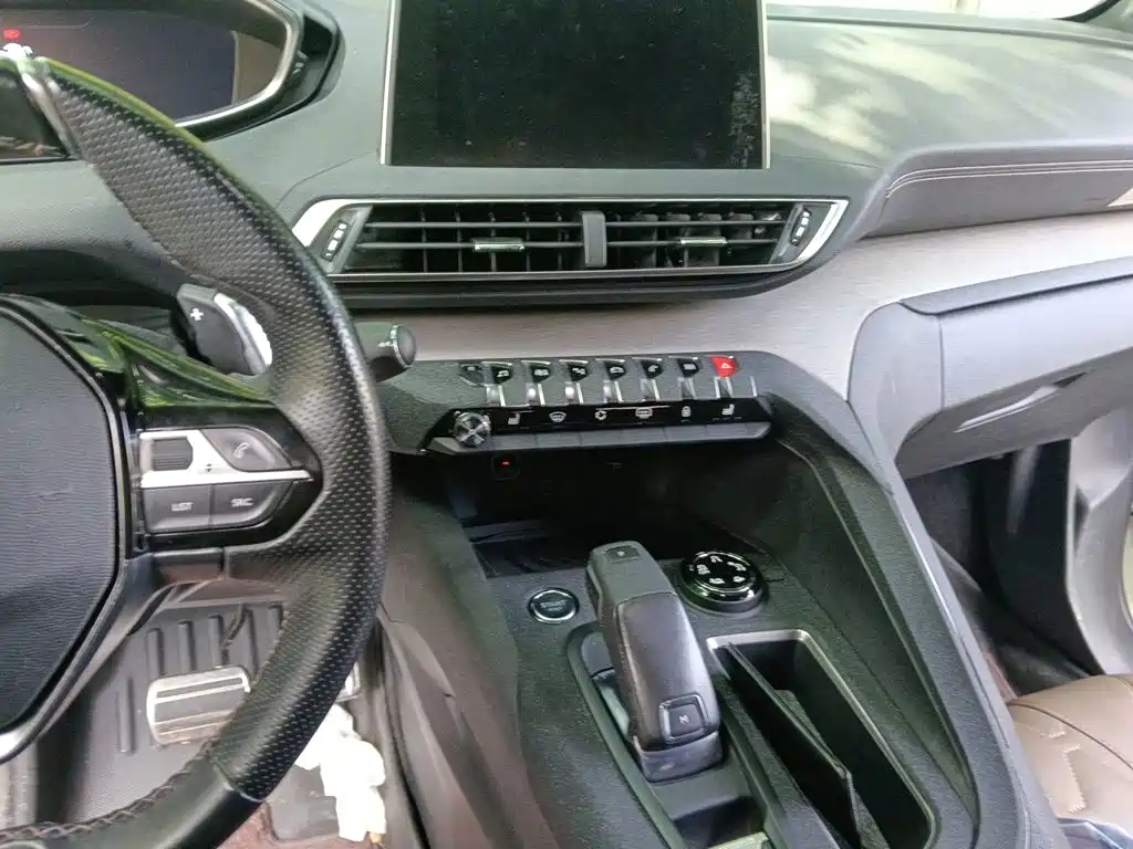 Peugeot 5008 — миниатюра 9