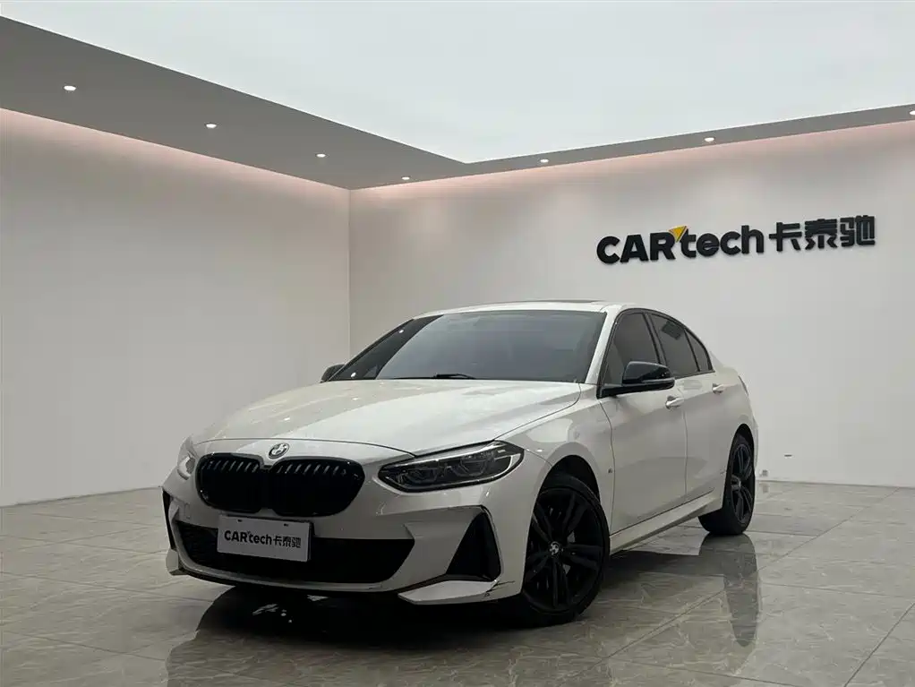 BMW 1 Series 2022