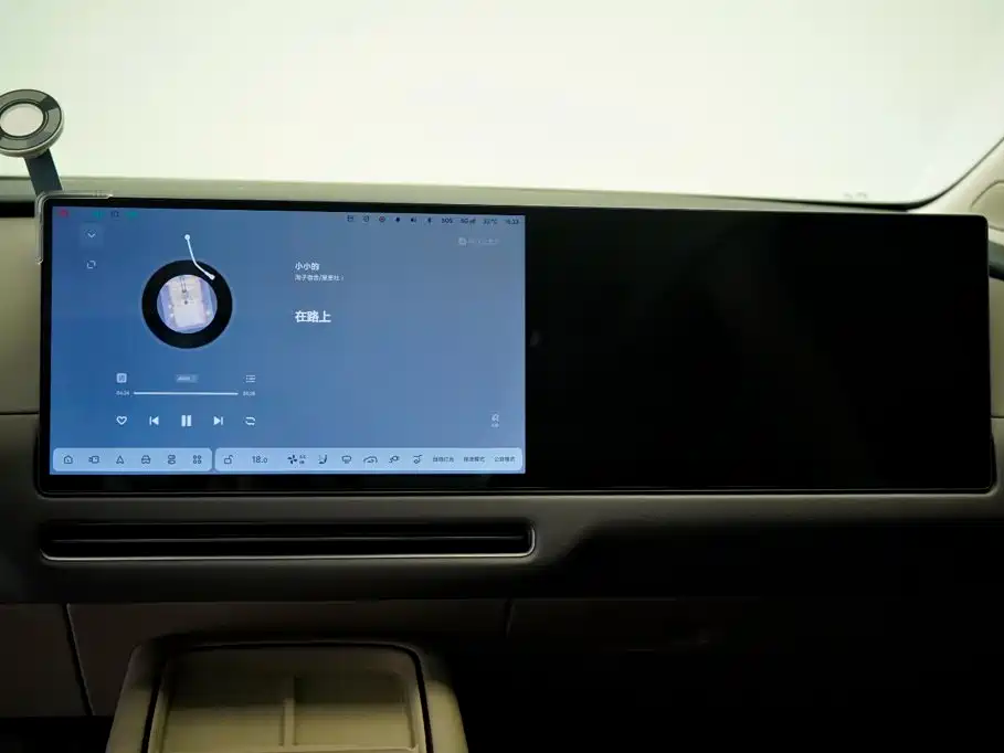 Li Auto Li i8 — миниатюра 21