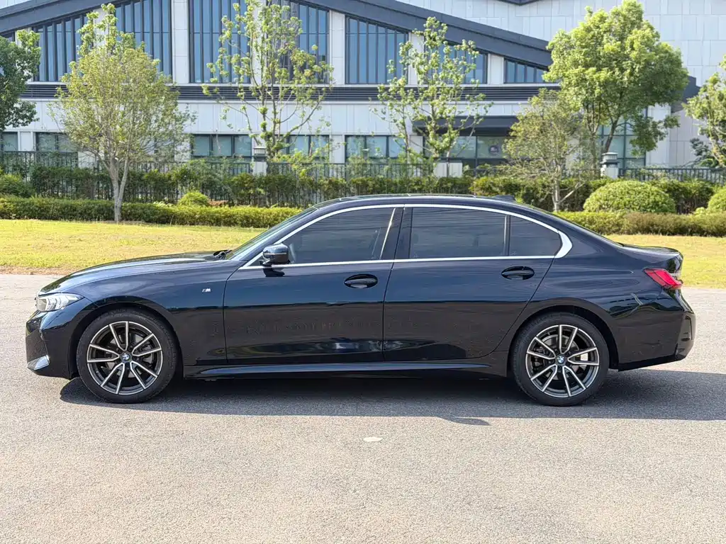 BMW 3 Series — миниатюра 3