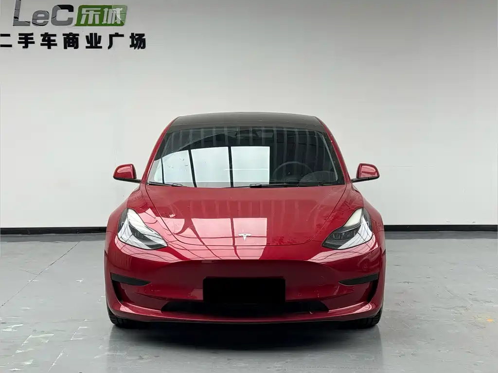 Tesla Model 3 — миниатюра 2