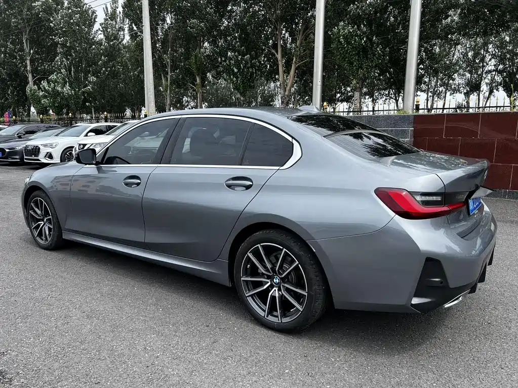 BMW 3 Series — миниатюра 6