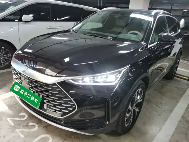 2025 BYD Tang