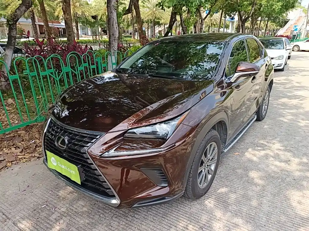 Купить Lexus NX