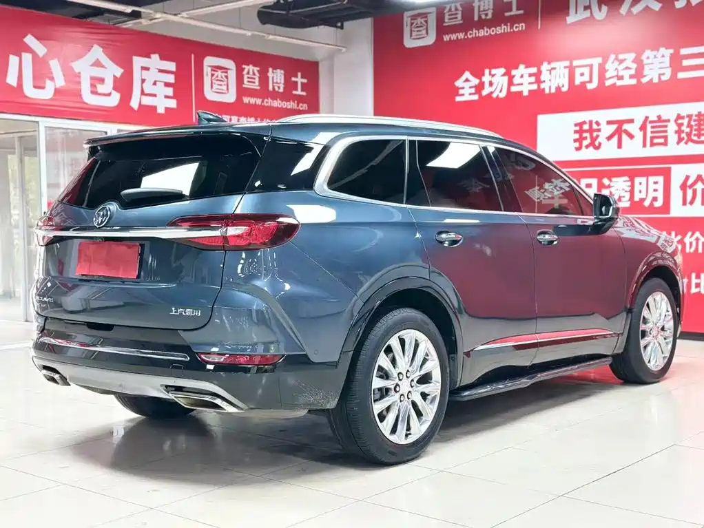 Buick Enclave — миниатюра 5