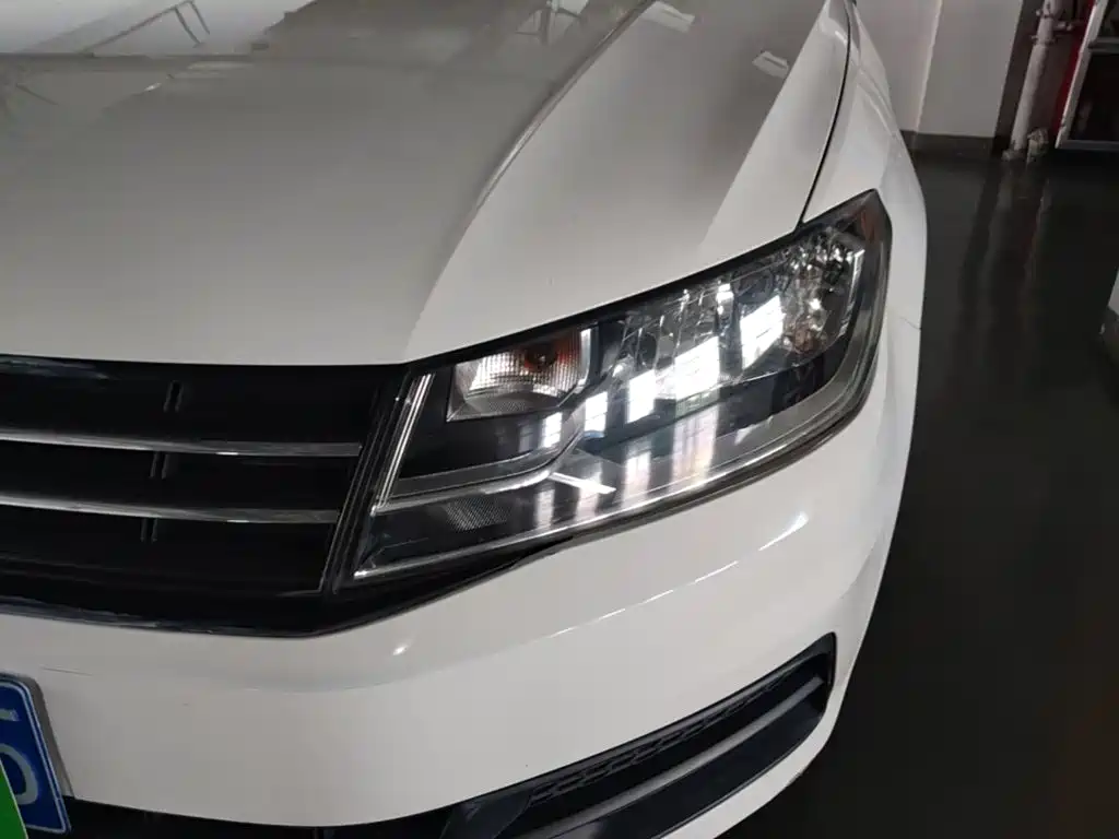 Volkswagen Santana — миниатюра 24