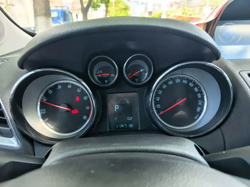 Buick Encore — миниатюра 12