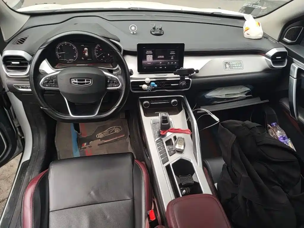 Geely Binyue — миниатюра 14