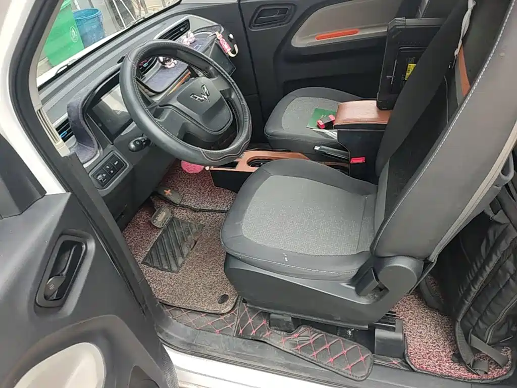 Wuling MINIEV — миниатюра 15
