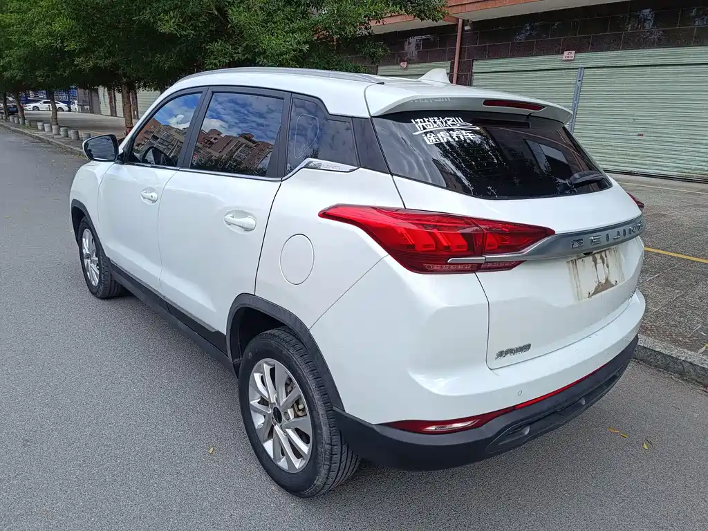 BAIC X3 — миниатюра 6