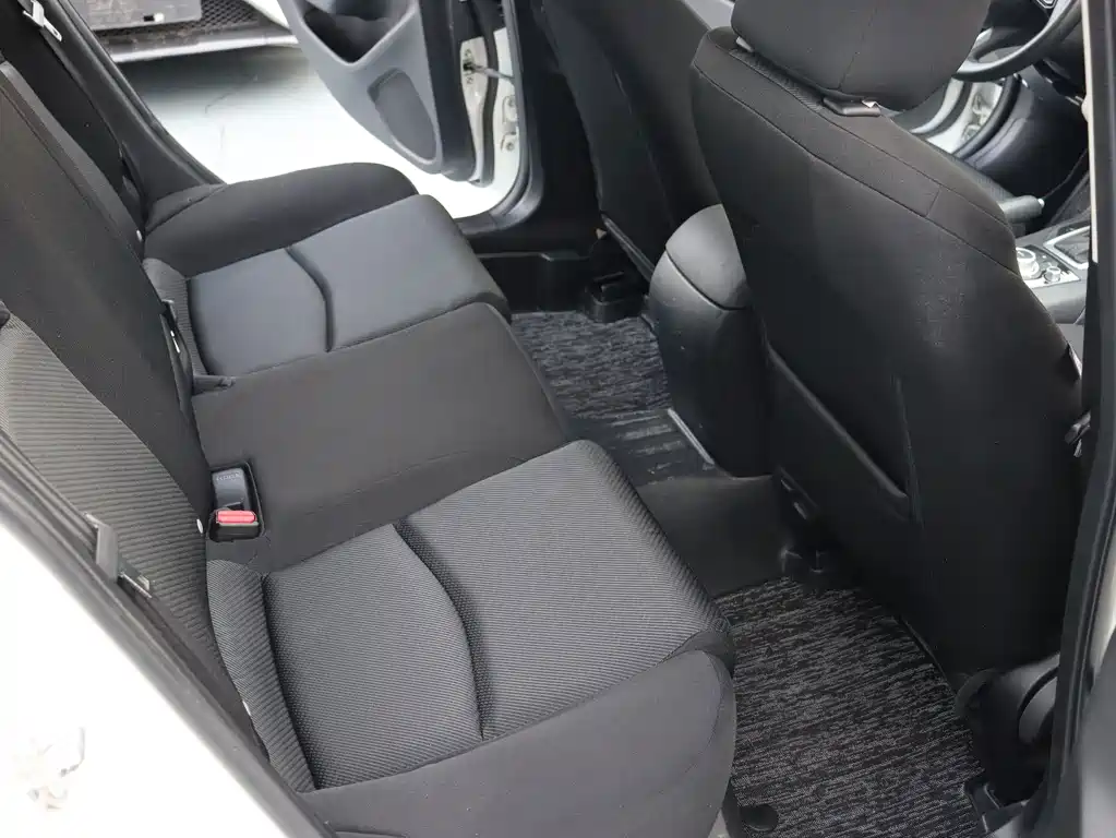 Mazda 3 Axela — миниатюра 10